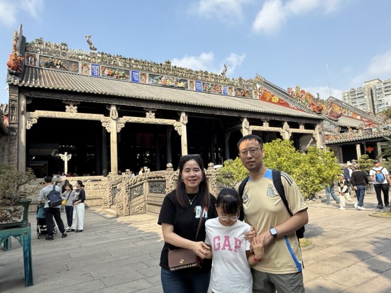全家福·陈家祠正殿 Family portrait with the grand hall facade